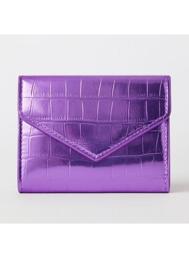 زوبا محفظة نسائية فاخرة بنقشة جلد التمساح – تصميم ميني أنيق وصغير الحجم بفتحات متعددة للكروت وجيب للنقود الورقية والعملات المعدنية – خامة جلد متينة لامعة وسهلة الحمل داخل أي شنطة – تنظيم مثالي وراحة يومية في محفظة واحدة مدمجة وعصرية - لون بنفسجي - Image 1